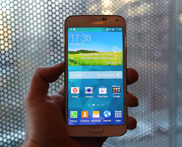 سامسونغ تكشف رسمياً عن هاتفها الجديد Galaxy S5